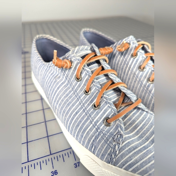 Sperry Striped Blue & White Sneakers – Women’s 9.5, Leather Laces - Picture 13 of 16